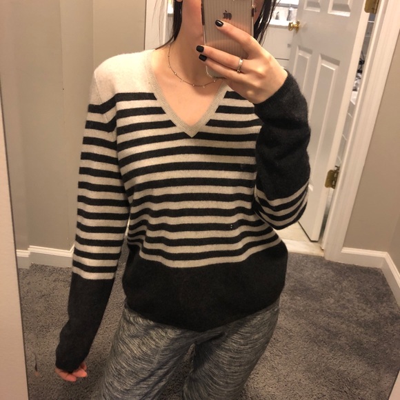 Lord & Taylor Sweaters - Lord&taylor cashmere sweater